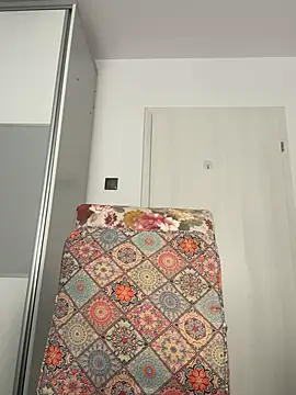 Snow_flakee - Squirt