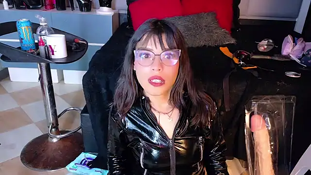 ZoeDrucker - rub my clip with domi control x3