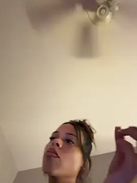 Petite_Baddie - Dance Naked