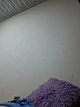 Sweet-Dirty-Storm - A stranger cums on my body.