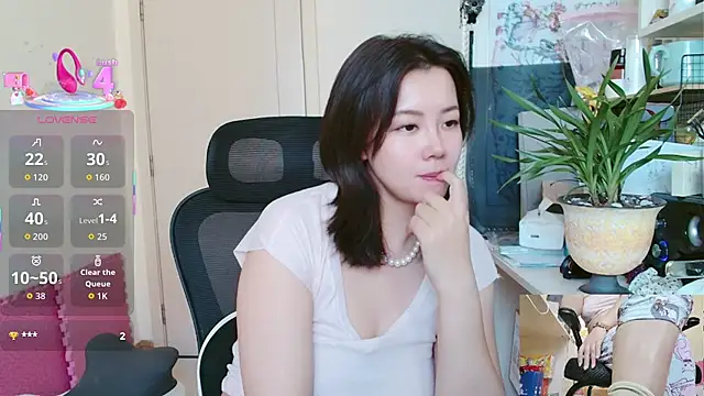 Sallycui - 裸体风一圈