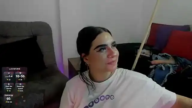 Liily_moore - show ass+ spank ass+ finger up the ass