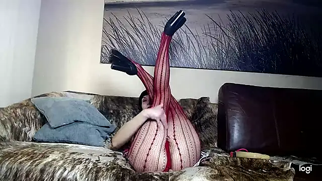 ElizabethLong - Looking for several men for hot sex