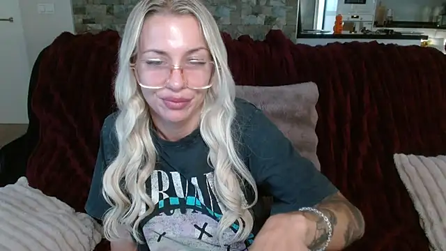 JuicyJanexo - massage and oil boops