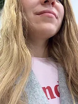-stray-cat- - rub pussy trough the panties