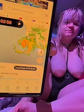 Cutiepiespanks - 🫧🧼Shower Get Me Soaked🧼🫧