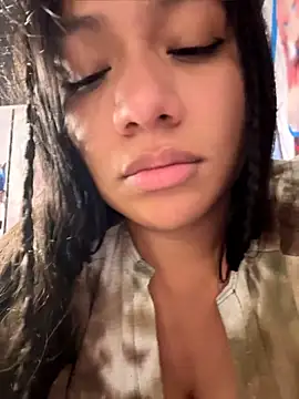 Im_Little - naked in bed face down 😍💦