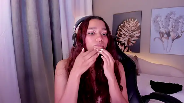 Charlotte_bluee - FOOT OIL MASSAGE 🦶💦🔥