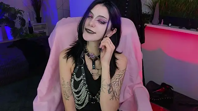 LorenLoiss - play with pussy in panties