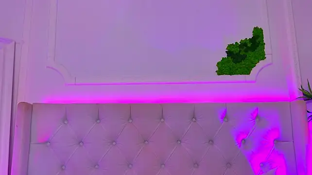 ElisaCharm - yeah that s so good😈
