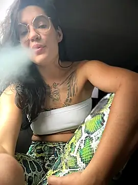 MeekyRich - Reverse rider with dildo