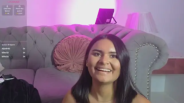 Amarahanks11 - two finger s on my pussy