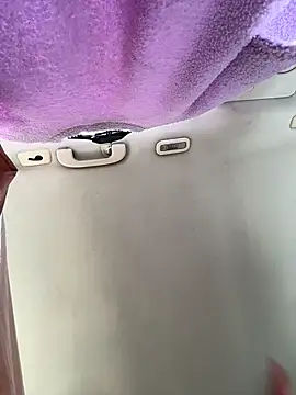 DollyTall - lift up my skirt (good view on panties)