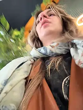 EvvaMur - finger in the ass and suck