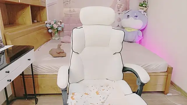 Kim_kim_99 - Ride dildo
