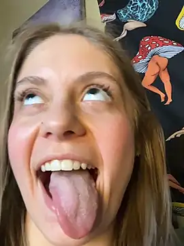 KatelynBabbyy - Dildo in PUSSSY