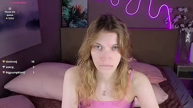 Emily_Cartex