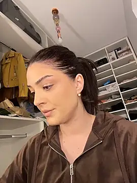 Lexi_Storm - Undress me first 😉