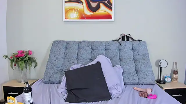 Salometys - boobs show + lush control 1min