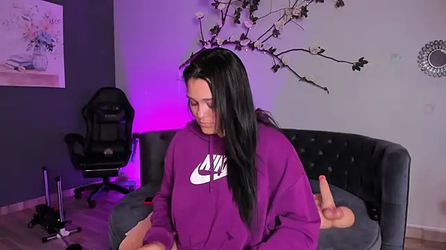 Astrid_williams - One finger in ass