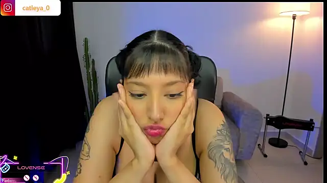 Catleya_0 - Hellooooo:heart: