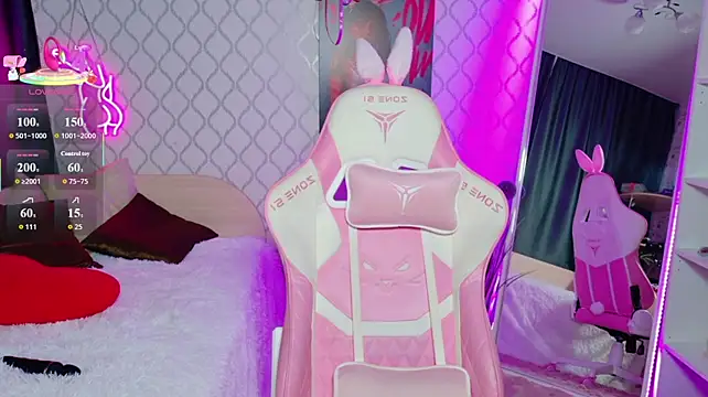 Curious_Lily - Doggy tease and spanks