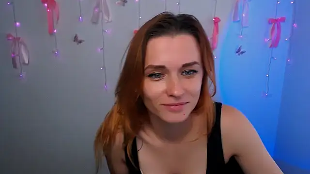 PeppyMia - sexy dance + slap on as