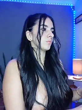 Gabby_Hill - posse in dogy - spank ass🍑