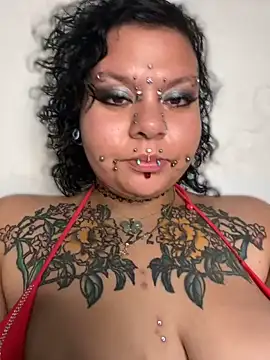 DivineBBWPoison - Pussy play with dildo