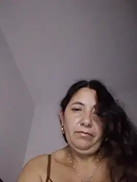 Cachonda69- - Masturbandome con dildo 😈😈😈😈