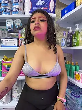 Alana_king7 - show tits + spank tits +oil