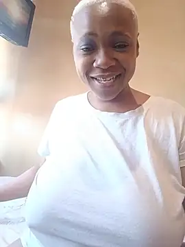 Missnightxx - Suck my nipples daddy