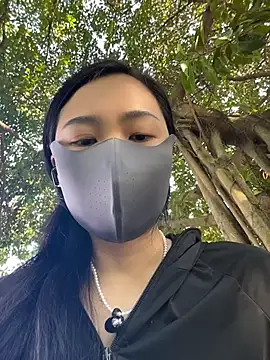 Nini_11 - 户外道具抽插喷水