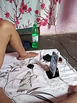 Poojasexy71