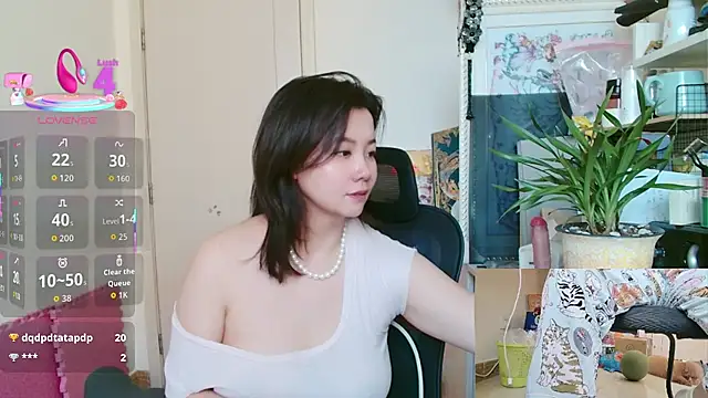 Sallycui - 裸体风一圈