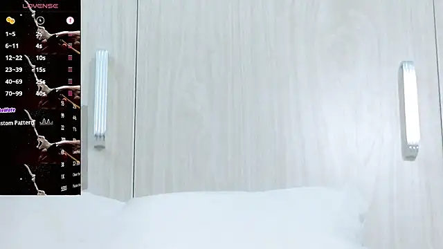 Kana_hoshii - 濡れたパンティーを脱ぐ Take off wet pantie💦