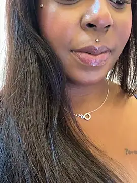 Afroditeeinefavel - cum/gozar+dildo in pussy+control 💦✨