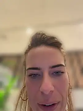 Oliviafranciis - 5 mins Toy Control 💦