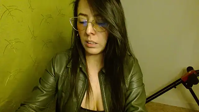 ella_peck