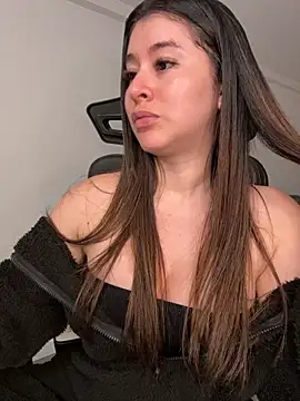 Sharon_07 - Fingers in my kitty till creamy