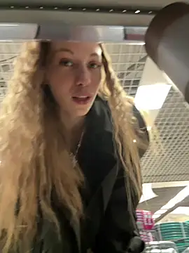 Olivia_Jemison - Spit on my pussy + smear on clit