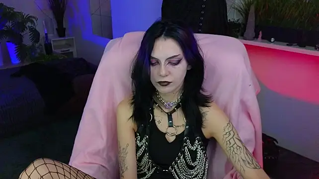 LorenLoiss - play with pussy in panties