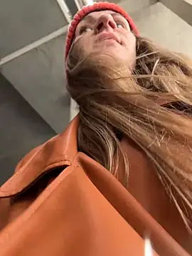 EvvaMur - finger in the ass and suck