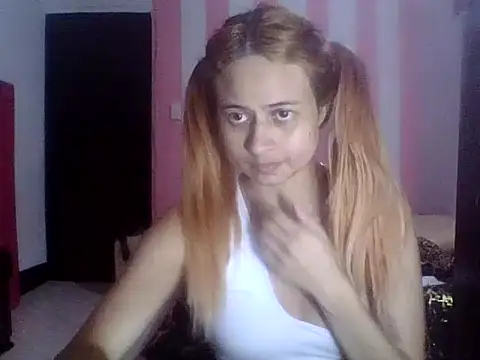 Amanda_Rouss - show pussy