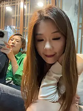 Mia999 - 户外茶楼脱内裤