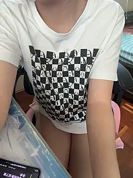 Jessiiii888 - 🐶每日任务 过了喷水水