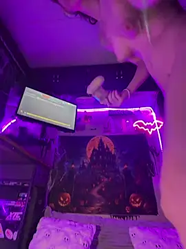 Lilactease - ✨💦pussy play over camera💦✨