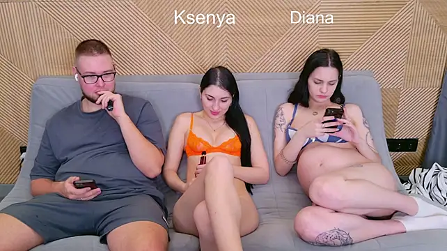 Ksenny - threesome sex + creampie