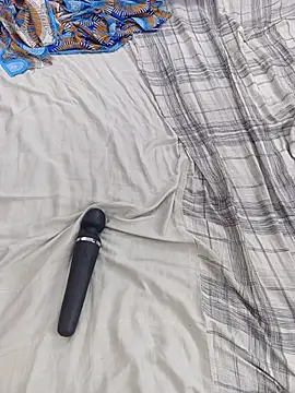 Sarahlove01 - faite moi jouir de plaisir