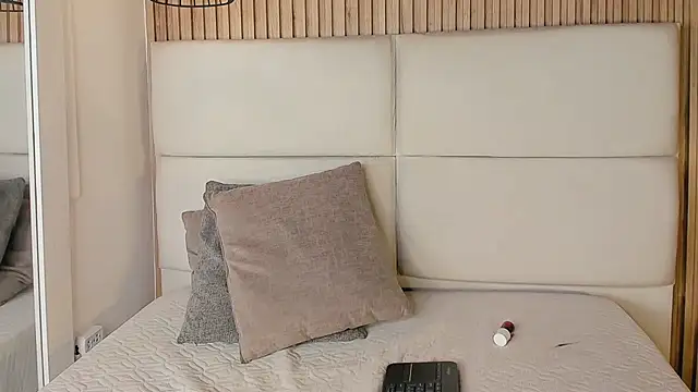 Paulina__lopez1 - Open Legs + Rub Clit
